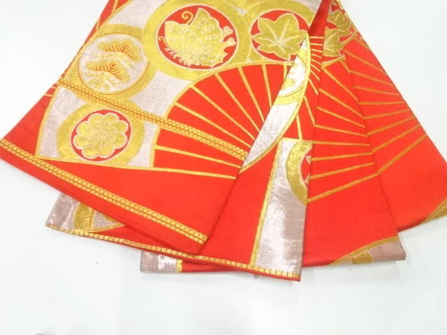  扇面に家紋織出し丸帯